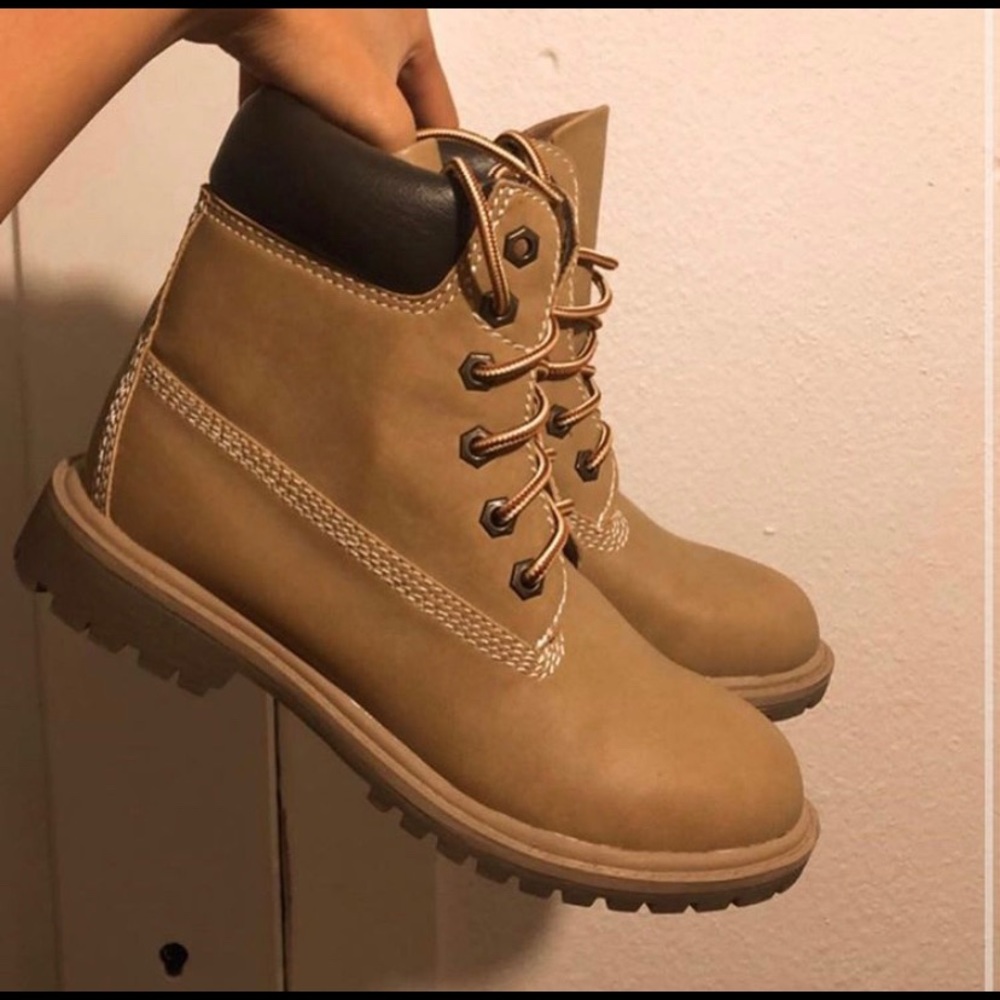 Cutest boots ever!!